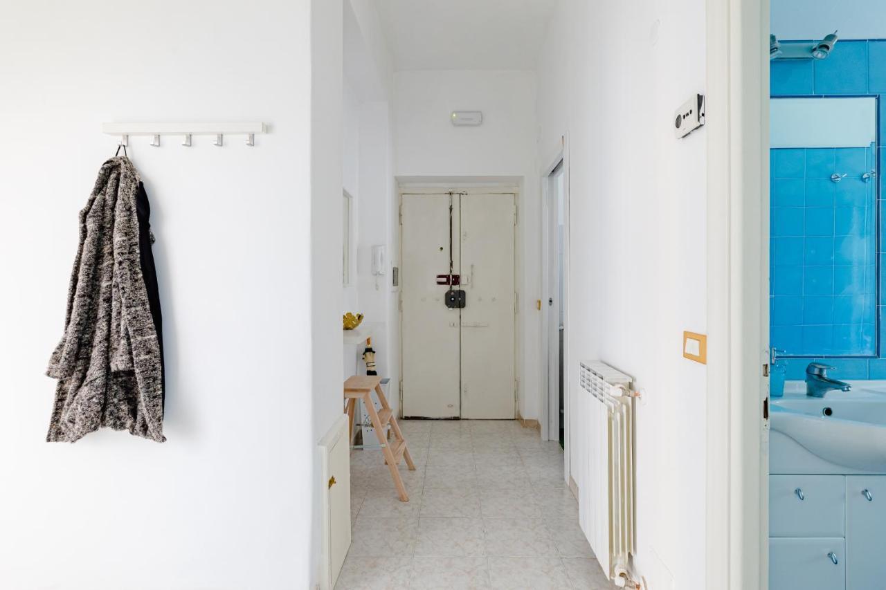 Arezzo Apartment, Metro Bologna E Bus Per La Sapienza, 4 Persone, Wifi Rome Exterior photo